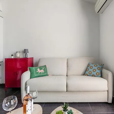 Front Marina Apartment *